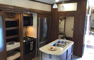 2018 Forest River Blue Ridge Cabin Edition 378 LF