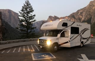 2019 Thor Motor Coach Four Winds 24F