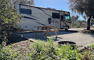 2023 Jayco Alante "Family Time Vacation Seeker"