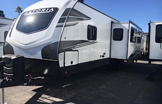 Spectacular and Super Comfortable Travel Trailer