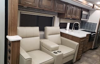 2020 Coachmen RV Mirada 35OS