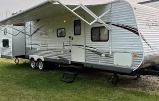#1 FL - Sagmoe Family (36-foot bunkhouse camper)