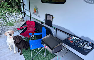 Labrador Lodge - Ultimate Adventure-Ready Camper!