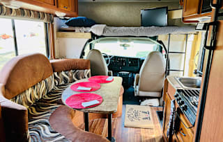 2013 Coachmen RV Freelander 21QB Chevy 4500