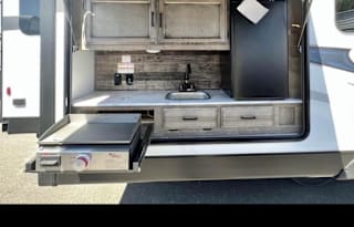 STUNNING 37’ Travel Trailer - Vacation on wheels!