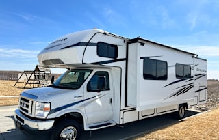 2022 Forest River RV Sunseeker Classic 3010DS Ford