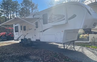 2011 Keystone RV Cougar 325SRX