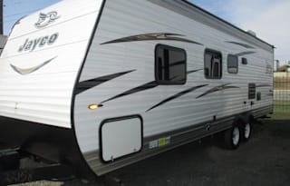 2018 AirBnB on Wheels Jayco JayFlight Bunkhouse