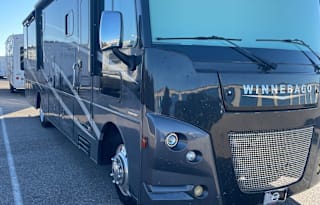 Scruffy's Pet Friendly Mobile Palace