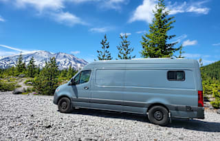 Mercedes Sprinter Hooked/Exploring 21 MPG Diesel!