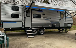 BRAND NEW 2023 Modern Camper Fully Loaded!!!