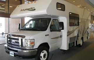2017 Thor Majestic 23a -AKA Hudson-Unlimited Miles