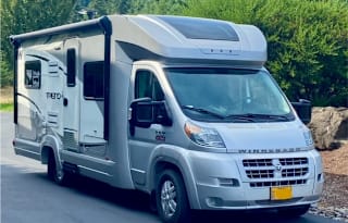 Great Gas Milage 15+ MPG, 2015 Winnebago Trend 23B