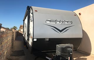 Forest River EVO T3250 with Bunks