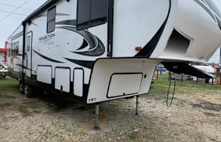 Grand retreat 1195