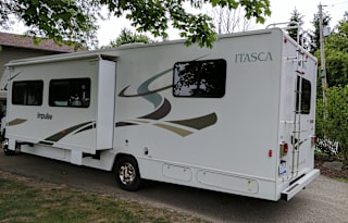 "Taz" :: Class C Winnebago Itasca - 2009