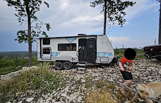 Off-road, boondocking machine 2024 Ibex 19MBH