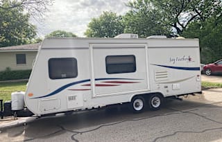2008 Jayco Jay Feather FAMILY AND PET FRIENDLY