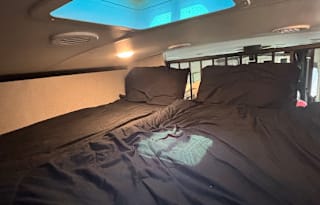 2021 Jayco North Point 373BHOK