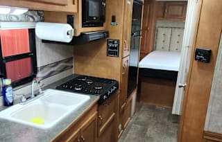 2014 Itasca Impulse Silver 27QP