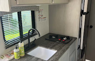 2023 Coachmen RV Clipper Cadet 17CBH