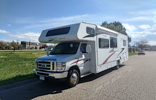 Luxury Class C, 31' RV, that we call the "GYPSYRV"