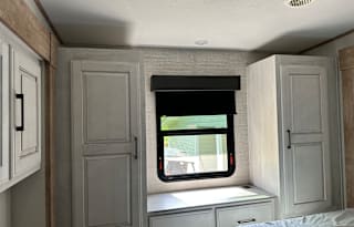 24 big horn front living