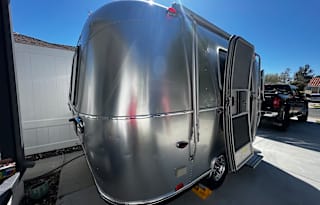 Airstream Bambi 16  Sport - Cuttie Toaster