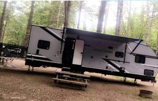 2021 Forest River RV Cherokee Wolf Pack 27Pack10
