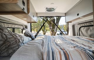 Polaris - 2023 Winnebago Solis 59P
