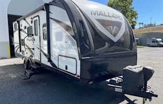 2018 Heartland Mallard w/ 800 Watts of Solar!!