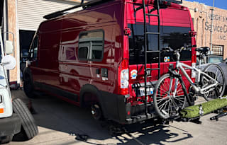 Cliff the Big Red 27 North Inventor Van