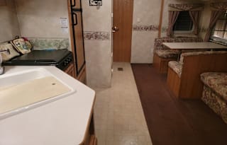2005 Palomino Puma 30DBS