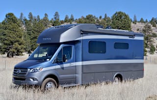 Luxury + Family Friendly 2022 Tiffin Wayfarer