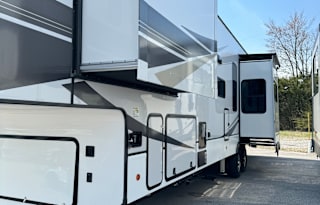 Brand NEW RV Featuring TWO Bedrooms and Full Bath