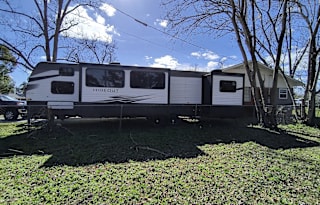2021 Keystone RV Hideout 32FBTS