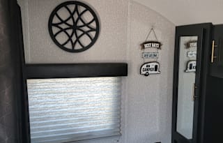 Lucy the Grey Wolf w/bunkhouse family Camper