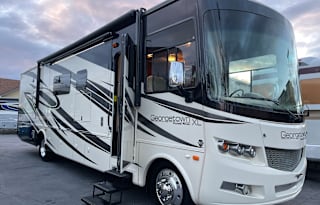 2014 Forest River RV Georgetown XL 377TSF