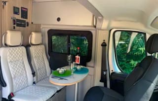 "TravelDodge" 2022 Winnebago Solis 59P