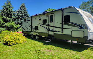 2015 CrossRoads RV Sunset Trail Super Lite ST300BH