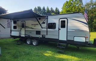 MoJo's 2019 Summerland Sleeps 10