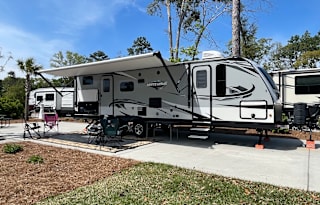 Spacious Family Bunkhouse
