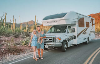 Luxury 2019 Entegra Coach Odyssey 25R