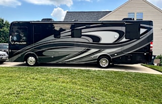 2022 Thor Palazzo 33.6 Diesel Class A