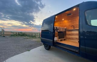 2019 mercedes Sprinter 2500 4x4