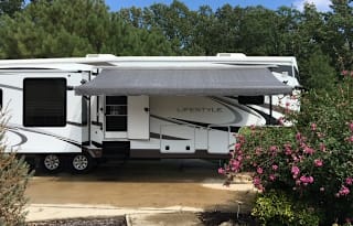 Amazing Luxury RV (Delivery Only)