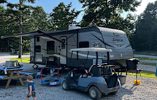 Kid and pet friendly adventure travel trailer