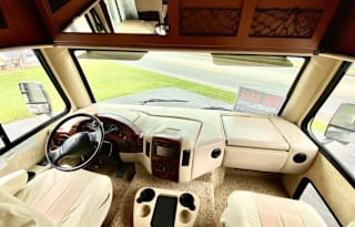 2012 Thor Motor Coach ACE 30 1