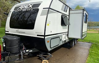 2021 Coachmen Apex Nano BHS208