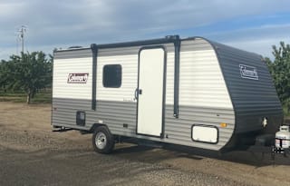 2023 Dutchmen Coleman Lantern  -Delivery Available